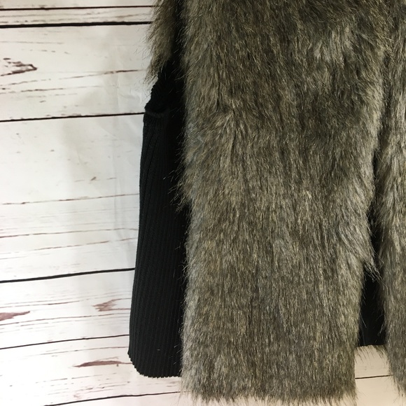 Style&co Furry Sleeveless Vest NWT - Picture 6 of 8